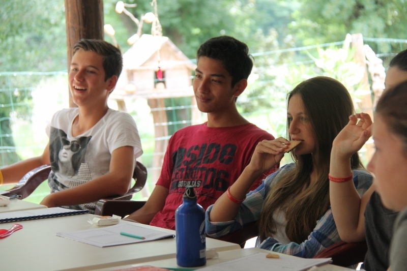 Village Camps International Summer Camp Ard&egrave;che, France 2019-07-26 https://www.villagecamps.com/journals_admin/images/927-28-19-07-2014 (800x533) (50).jpg